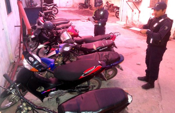 En un fuerte operativo de Caminera se logran secuestrar 27 motos de dudosa procedencia 1
