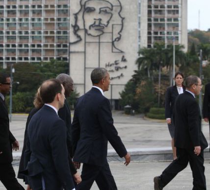 Con marcadas diferencias, Castro y Obama priorizaron el interés por avanzar en la relación 2