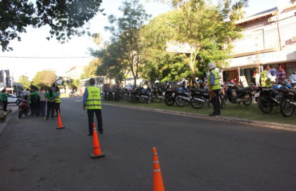 Continúan los operativos de control a motociclistas en diferentes puntos de la ciudad 1