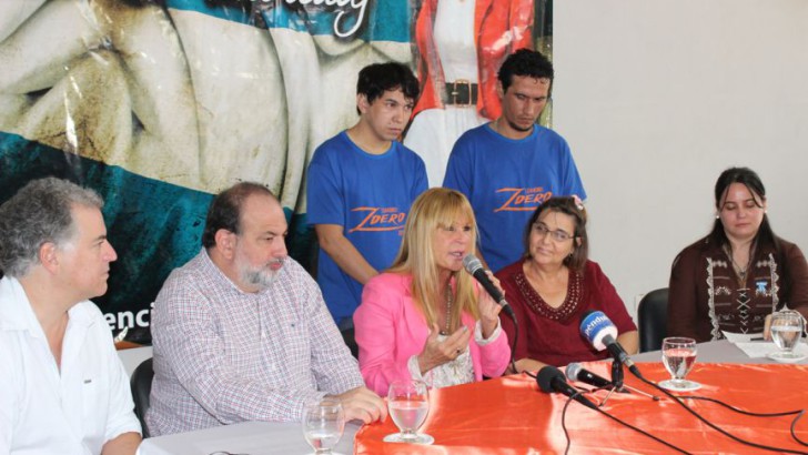 Ayala promete subir la coparticipación a los municipios “sin preguntar de que partido son”