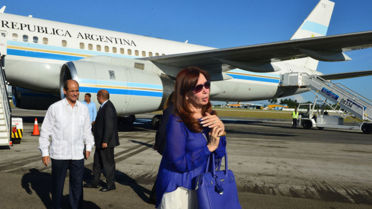 Cristina llegó a Cuba para reunirse por séptima vez con el papa Francisco