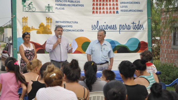 42 familias del asentamiento Belgrano recibieron sus constancias de Regularización Dominial