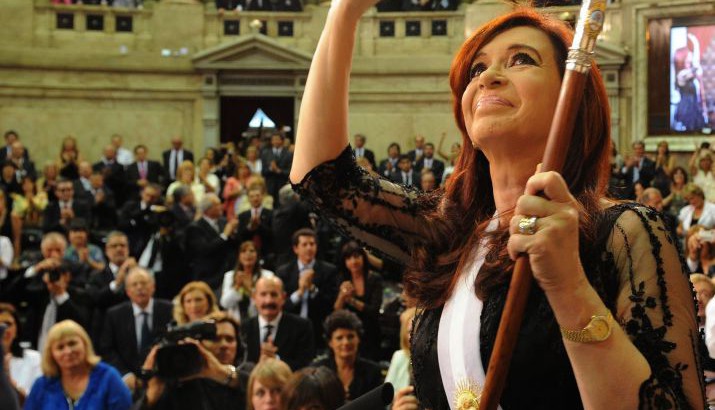 Más de 32 millones de argentinos eligen al sucesor de Cristina