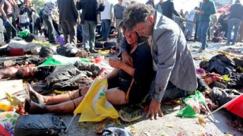 Turquía: un doble atentado en una marcha por la paz dejó 86 muertos