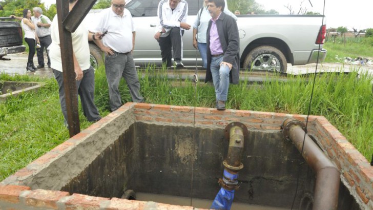 Martínez monitoreó el bombeo de agua de Vélez Sarsfield y Calle 7