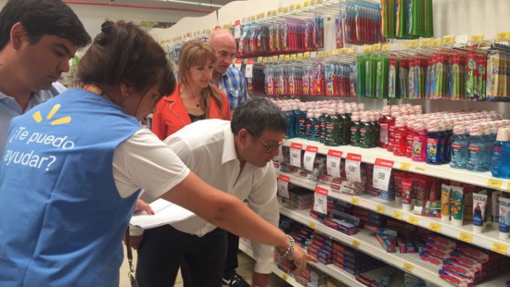 Comercio realizó control de precios en supermercados nacionales y locales