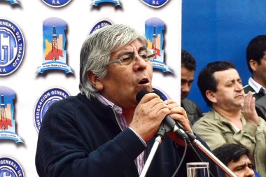 Moyano desconfía del “pacto social” de Macri y advierte que “los empresarios se están abusando”