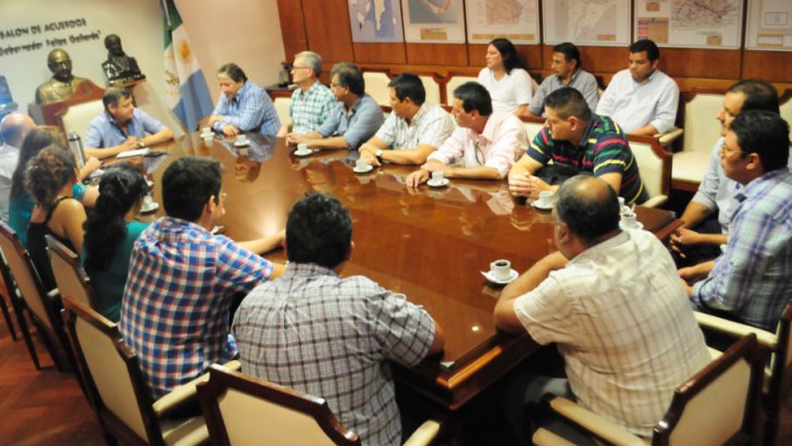 Peppo recibió al diputado Raúl Acosta y a referentes del partido de la Concertación-Forja
