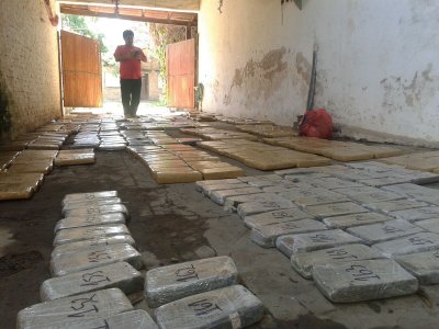 Nuevo golpe al narcotráfico en Corrientes: secuestran más de 900 panes de marihuana