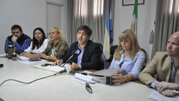 Gustavo Martínez celebró la creación del Consejo Económico, Social y Político
