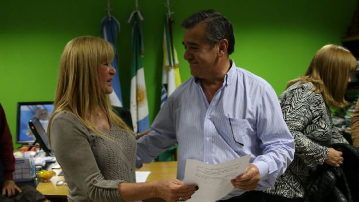 Aída Ayala firmó convenios de desarrollo con intendentes de El Impenetrable