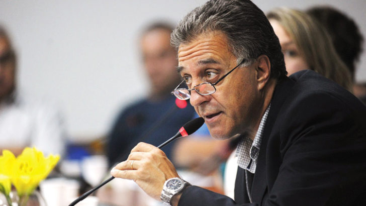 Denuncian que “Massalin despidió a 23 trabajadores” a pocas horas de la firma del acuerdo con Macri