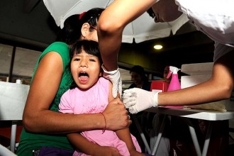 Gripe A: refuerzan la distribución de vacunas en las provincias