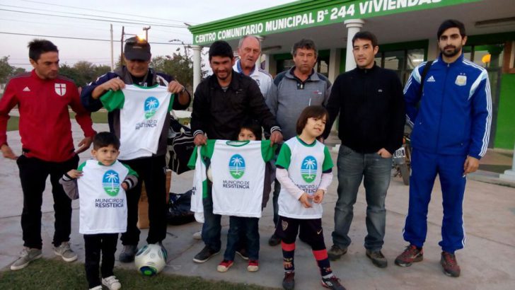 Inauguraron escuelita de fútbol en el Centro Comunitario del 244 Viviendas