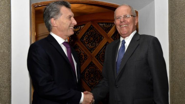 Macri está en Perú para asistir a la asunción de Kuczynski