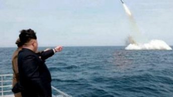 Corea del Norte suma tensión tras disparar un misil cerca de Japón