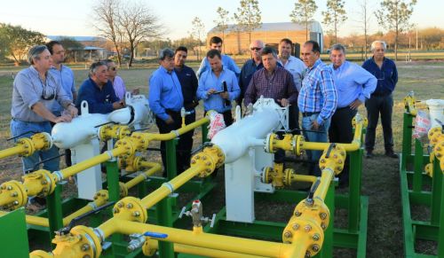 Gasoducto: Peppo verificó las válvulas de presión que llegaron a Chaco