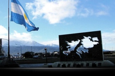 Malvinas: Argentina y Reino Unido avanzan en el restablecimiento de los vuelos
