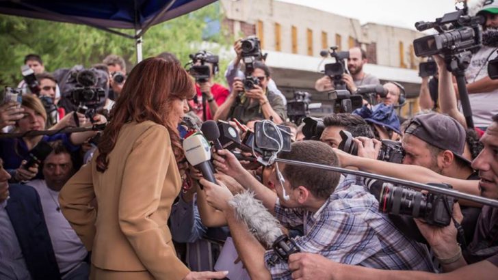 Cristina denunció persecución política y pidió la nulidad de la causa