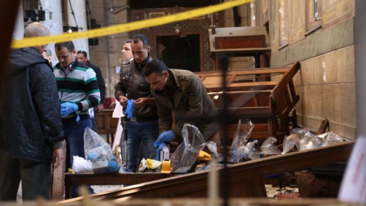 Al menos 25 muertos en un atentado contra la Catedral copta de El Cairo