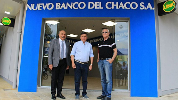 El NBCh inauguró centro de cajeros automáticos