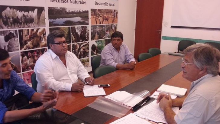 Fondo algodonero: ante el retraso de Nación, Chaco atiende demandas de consorcios rurales con recursos propios