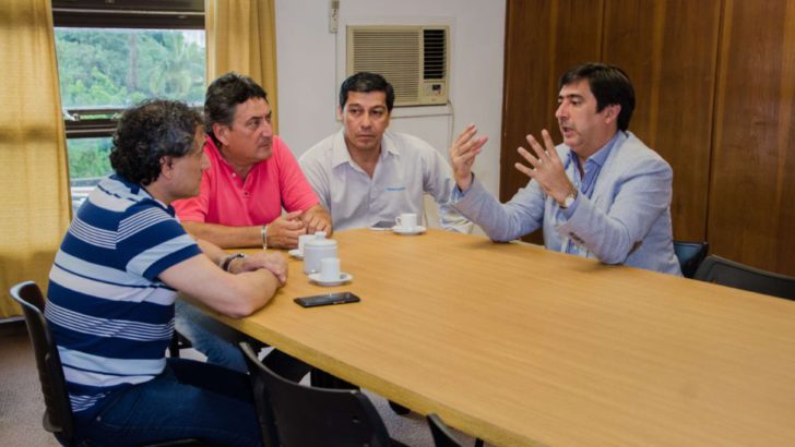 Gustavo Martínez comprometió su apoyo a la construcción del camping de la Unión Ferroviaria