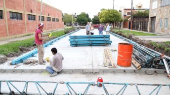 Villa Centenario: avanzan las obras de pavimentación sobre calle Dodero