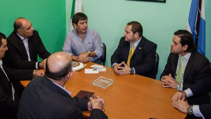 Gustavo Martínez recibió a comitiva paraguaya: “es importante establecer vínculos para el desarrollo económico de Resistencia”