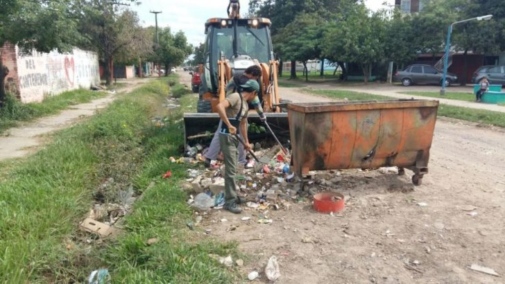 El Municipio continúa con operativos de limpieza integral en los barrios