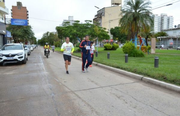 Capitanich participó de la tercera maratón solidaria “Viva con Esperanza” 1