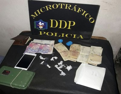 Villa Ángela: secuestran dinero, droga y celulares en dos allanamientos