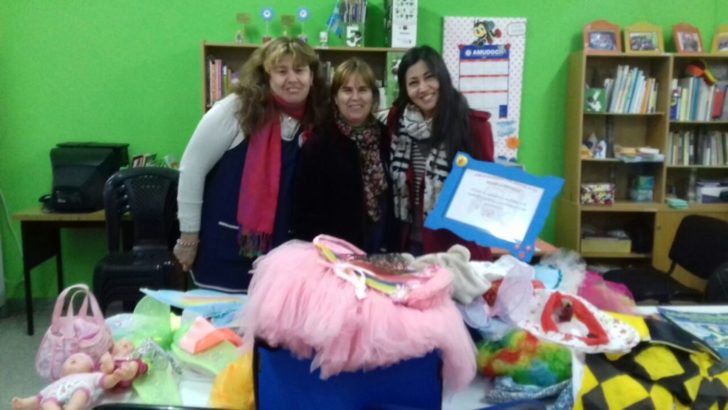El Centro Bettina Vásquez entregó donaciones al Jardín de Infantes N° 136 “Mempo Giardinelli”