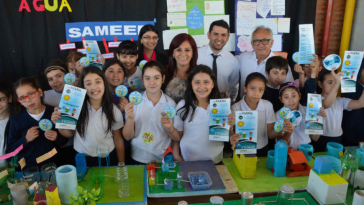 Sameep llevó la campaña por el uso racional del agua a una feria de ciencias escolar