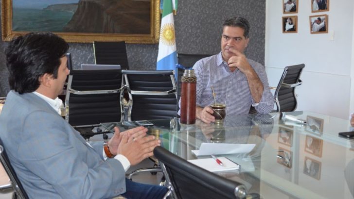 Capitanich recibió a los organizadores del Primer Congreso de Abogados Peronistas