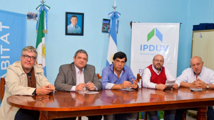 Puerto Bermejo: Sameep, Ipduv y Municipio firmaron convenio de extensión de redes de agua potable