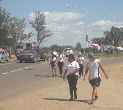 Unas 200.000 personas participaron de la peregrinación juvenil a Itatí 1