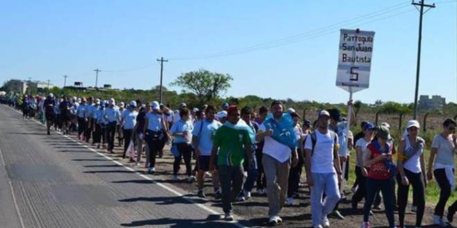Unas 200.000 personas participaron de la peregrinación juvenil a Itatí