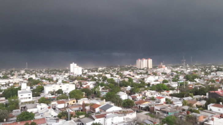 Rige una alerta por lluvias y tormentas fuertes para buena parte de Chaco