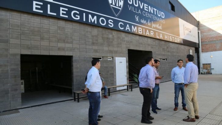 Villa Centenario: Capitanich recorrió las instalaciones del nuevo centro de pagos de la Caja Municipal