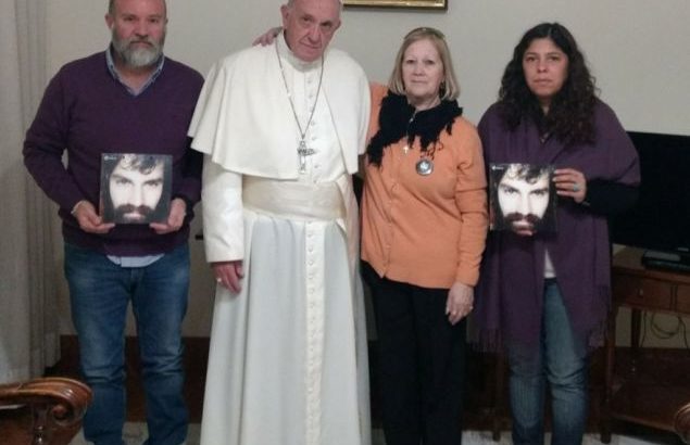 El Papa Francisco recibió a la familia de Santiago y pidió justicia