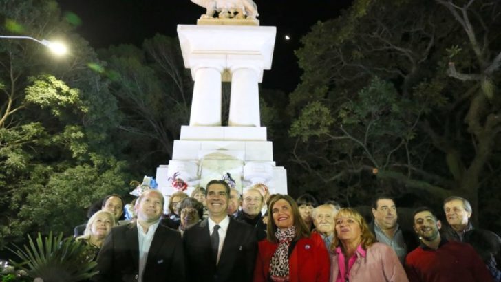 Se inauguró la obra de restauración de la “Loba Romana”, histórico monumento de la ciudad