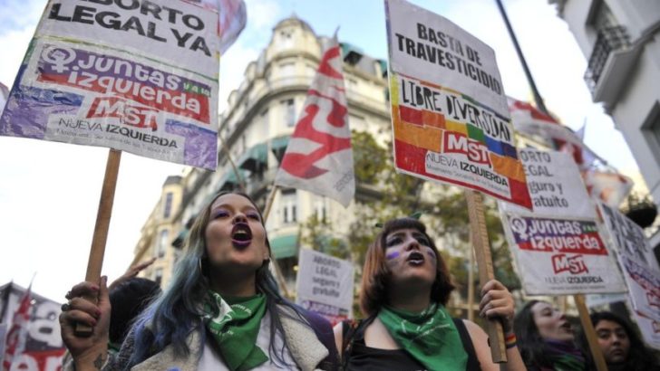 La marcha por Ni una Menos pidió la despenalización del aborto