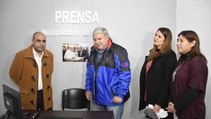 San Bernardo: Almirón participó de la inauguración de la sala de prensa del municipio