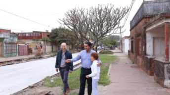 Capitanich supervisó las obras de pavimento urbano que se ejecutan en Villa San Juan