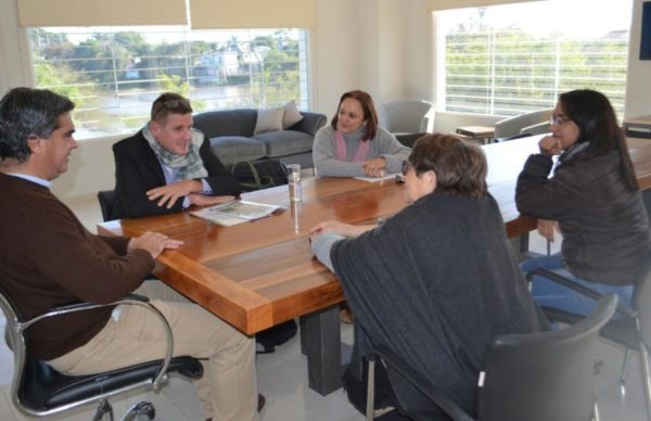 El intendente recibió a arquitecto cubano que trabaja en soluciones urbanas ambientales para la ciudad 1