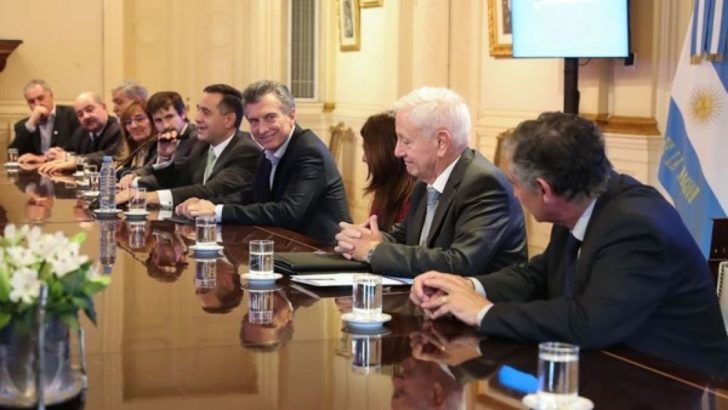 Veiravé: “A Macri le planteamos la urgencia de resolver el tema salarial y necesidades de las universidades”