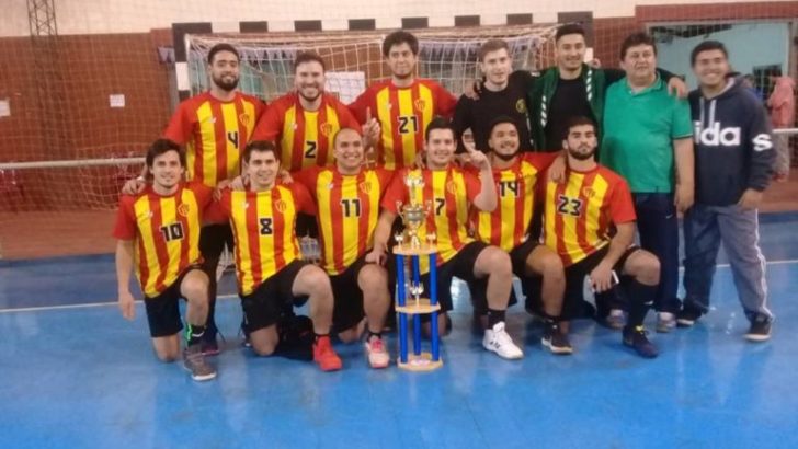 Handball: Sarmiento dio la vuelta en misiones y ascendió al Nacional de Clubes