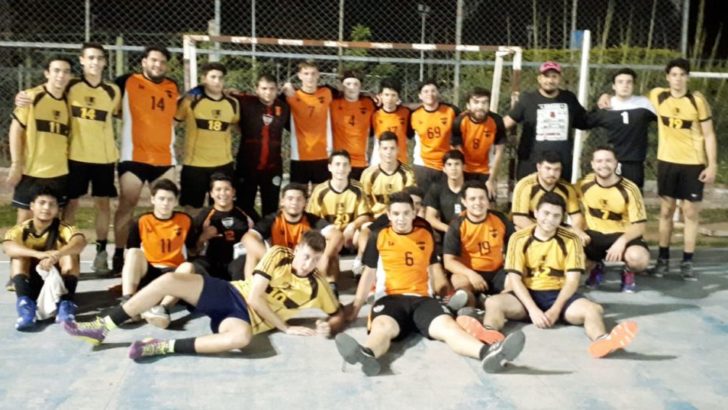 Sarmiento masculino y For Ever femenino encabezan el Torneo Clausura de Handball