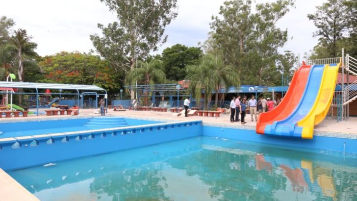 El intendente recorrió obras del parque acuático del Centro de Empleados de Comercio